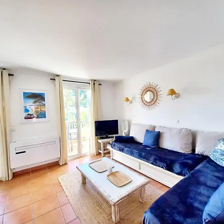 Le Dramont Vue Panoramique Foret شقة Saint-Raphaël